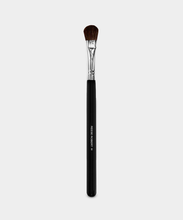 Load image into Gallery viewer, Eyeshadow Brush